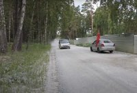 По колено в пыли: Жители Красного Яра жалуются на некачественный ремонт дороги